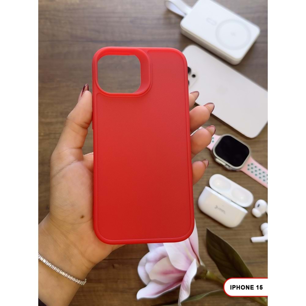 IPHONE 15 RENK ATMAYAN KEEP SİLİKON KILIF - KIRMIZI