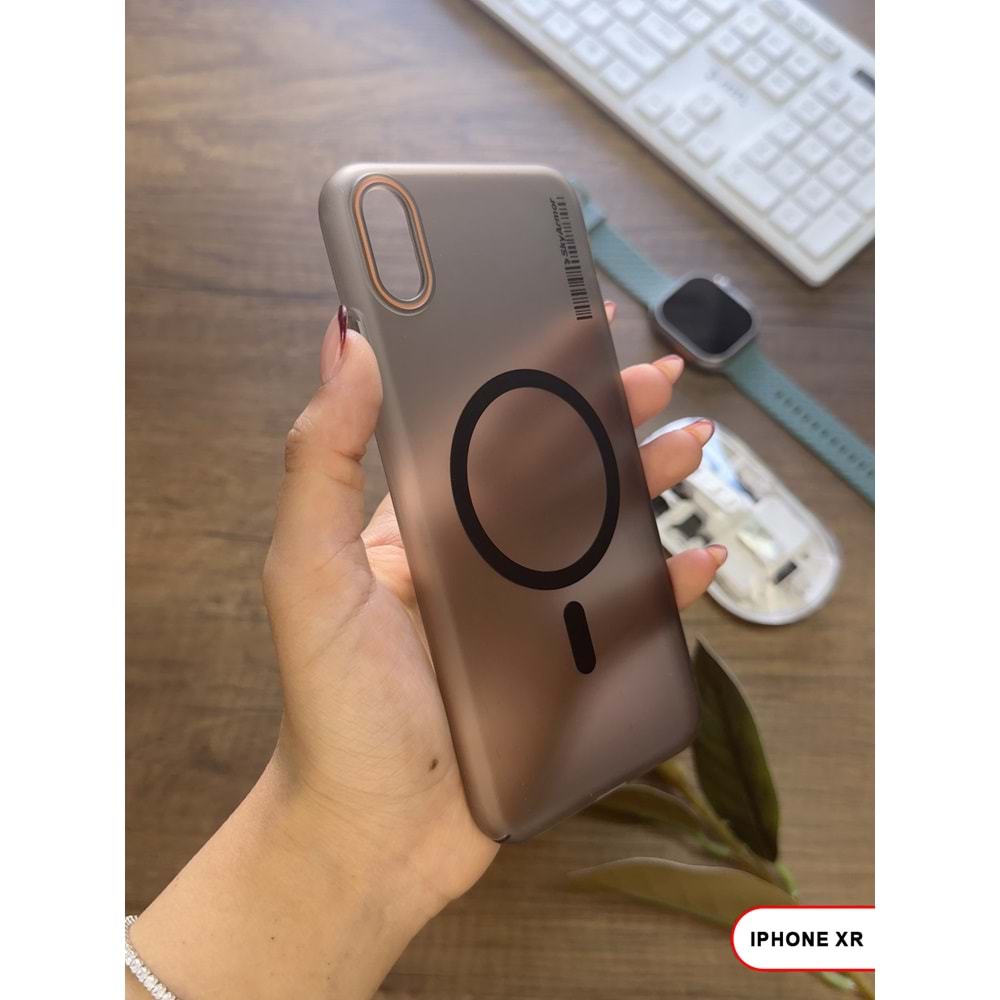 IPHONE XR MAGSAFE UYUMLU MAT SERT KLEİN KILIF