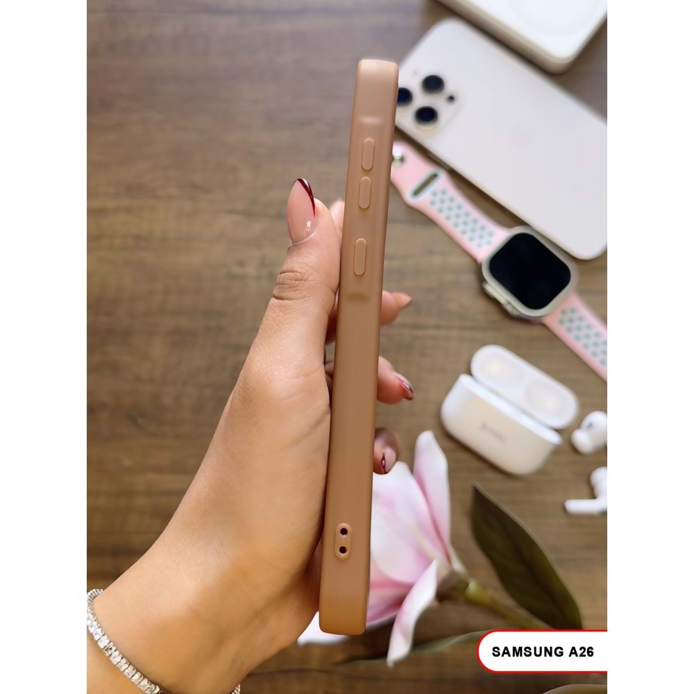 SAMSUNG A26 RENK ATMAYAN KEEP SİLİKON KILIF - KAHVERENGİ