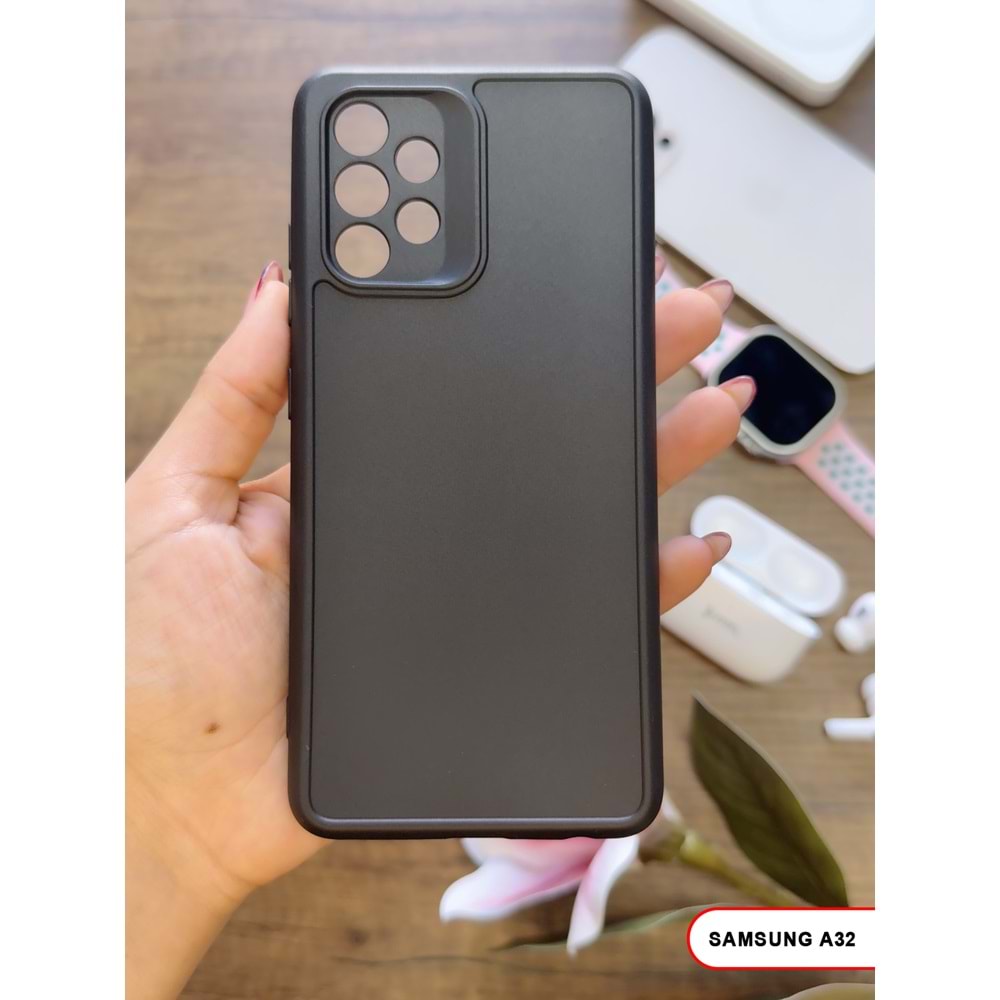 SAMSUNG A32 4G RENK ATMAYAN KEEP SİLİKON KILIF - SIYAH
