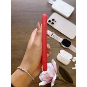 IPHONE 6 / 7 / 8 / SE 2021 / SE 2022 RENK ATMAYAN KEEP SİLİKON KILIF - KIRMIZI
