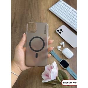 IPHONE 11 PRO MAGSAFE UYUMLU MAT SERT KLEİN KILIF