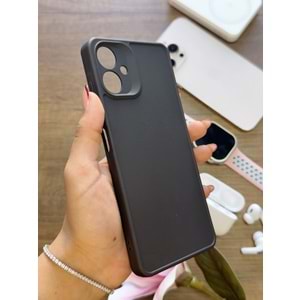 SAMSUNG A06 RENK ATMAYAN KEEP SİLİKON KILIF - SIYAH