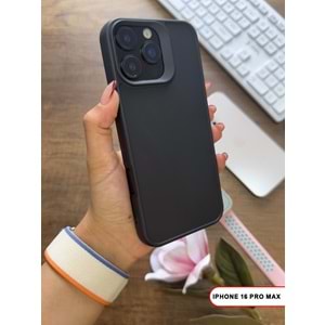 IPHONE 16 PRO MAX RENK ATMAYAN KEEP SİLİKON KILIF - SIYAH