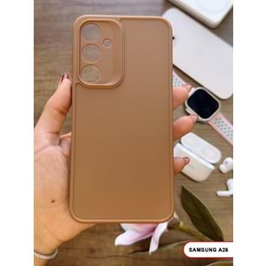 SAMSUNG A26 RENK ATMAYAN KEEP SİLİKON KILIF - KAHVERENGİ