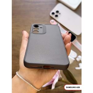 SAMSUNG A26 RENK ATMAYAN KEEP SİLİKON KILIF - SIYAH