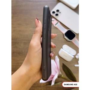 SAMSUNG A32 4G RENK ATMAYAN KEEP SİLİKON KILIF - SIYAH