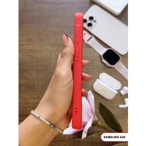 SAMSUNG A25 RENK ATMAYAN KEEP SİLİKON KILIF - KIRMIZI