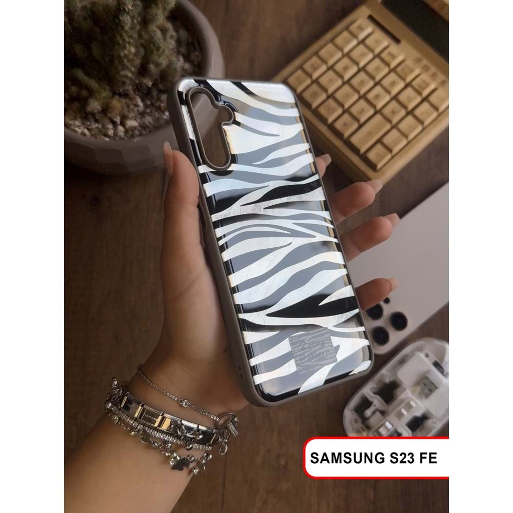 SAMSUNG S23 FE LEOPAR DESENLİ LEO SİLİKON KILIF